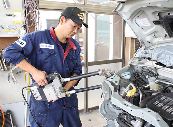 車の傷、ヘコミの修理はプロにお任せ! 青森県弘前市 鈑金・塗装 経験豊富なプロが対応するから早い!