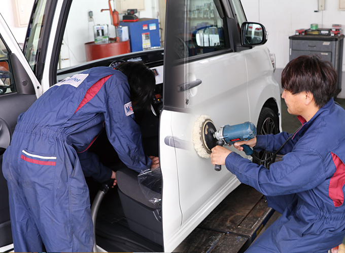 青森県弘前市 鈑金・塗装 洗車・室内清掃をして納車